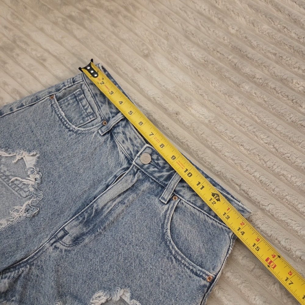 PacSun High Rise Distressed Denim Shorts Size 27 Light Wash Frayed Cutoff - Picture 5 of 10